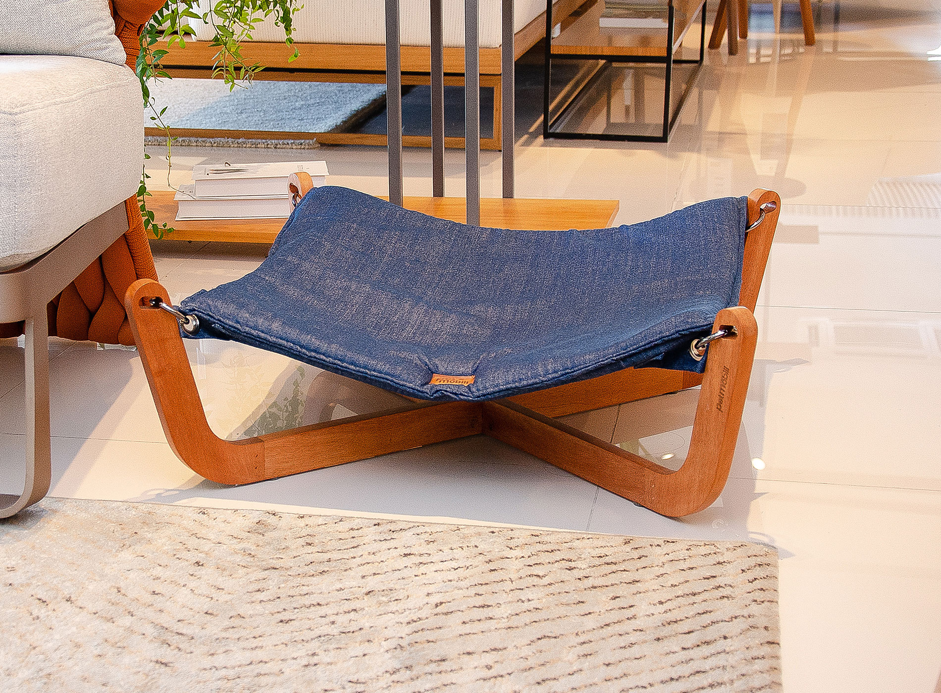 CAMA LIFT